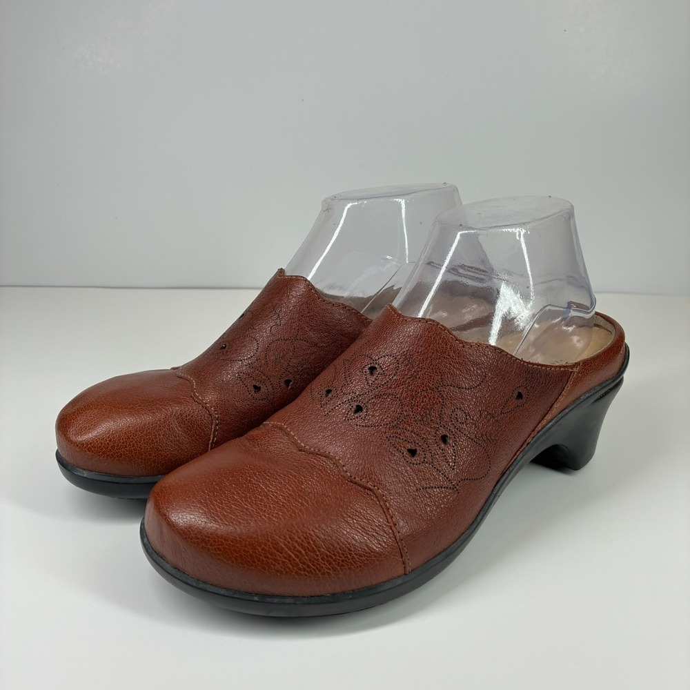Aravon Maddie Women's US 7.5B Brown Leather Mules Clogs Comfort Shoes WOM07BR